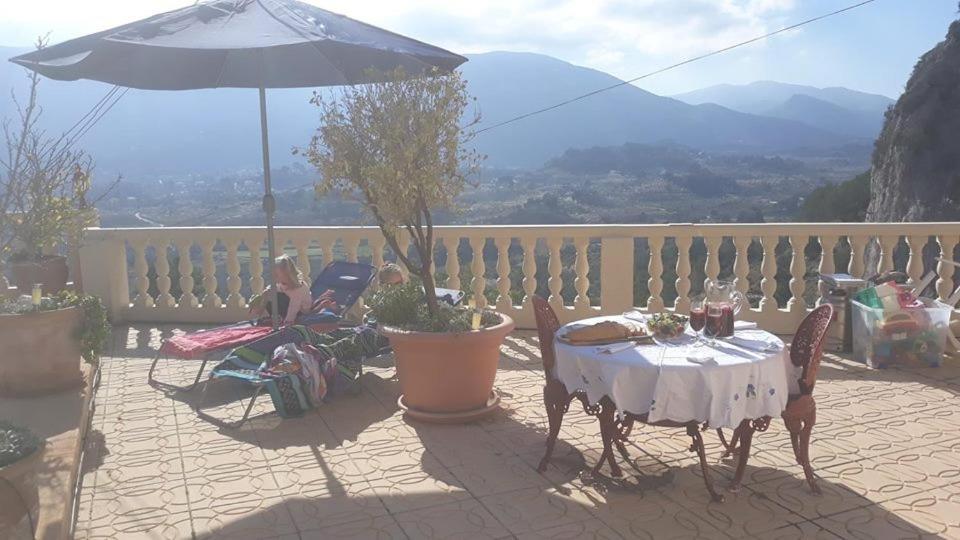 Villa Romana Mountainside Apartment In Alcalali, Jalon Valley Exterior photo